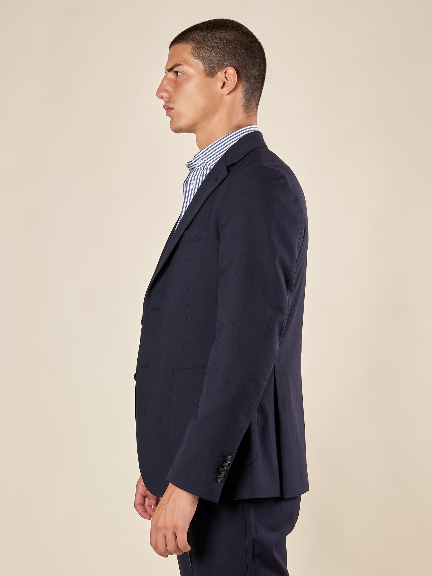 Giacca da Uomo Due Bottoni con Tasche a Toppa Eleganza Casual e Stile Sartoriale. GAI1622H BLU HAMAKI-HO