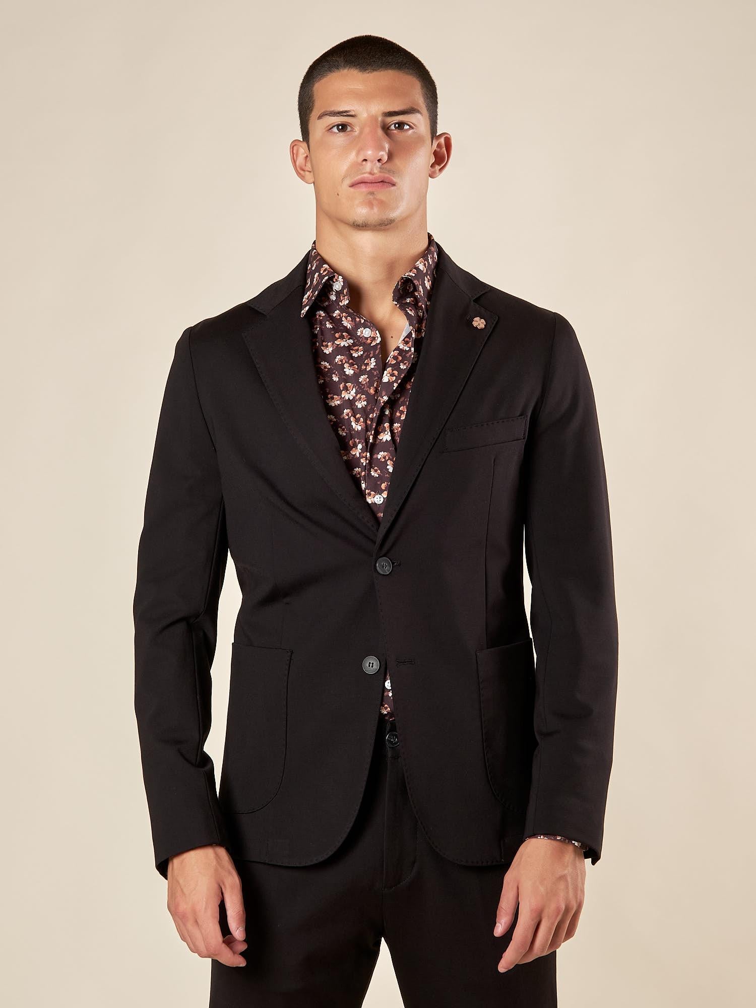 Giacca da Uomo Elegante in Tessuto Punto Milano Due Bottoni, Tasche a Toppa. OE1F2W5G17 NERO OVER-D