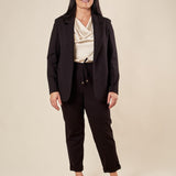 Blazer Donna Curvy in Punto Milano  Rever Classico e Tasca con Friso. F646YBFFILLY NERO Lizalù
