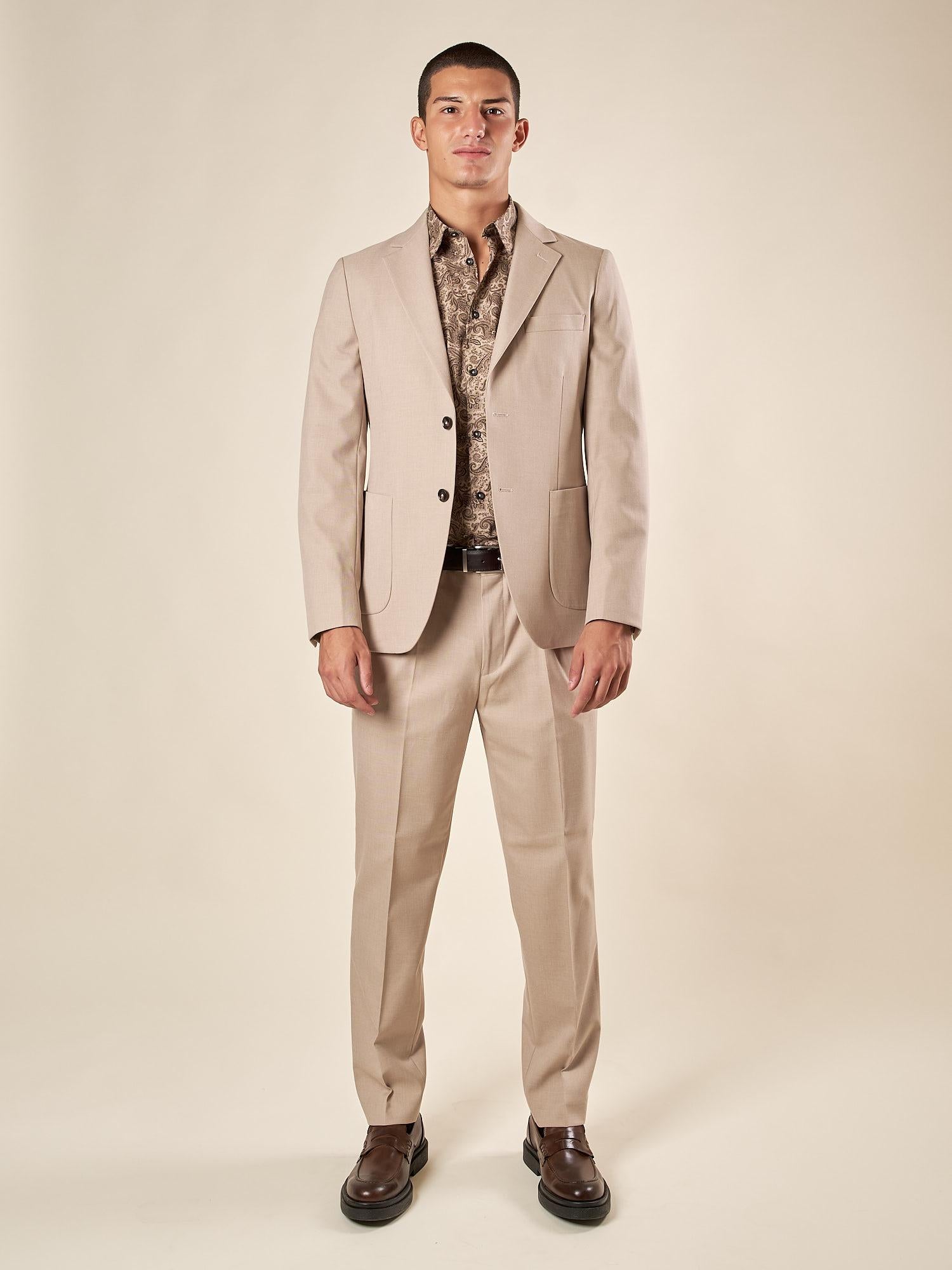 Giacca da Uomo Due Bottoni con Tasche a Toppa  Eleganza Casual e Stile Sartoriale. GAI1622H BEIGE HAMAKI-HO