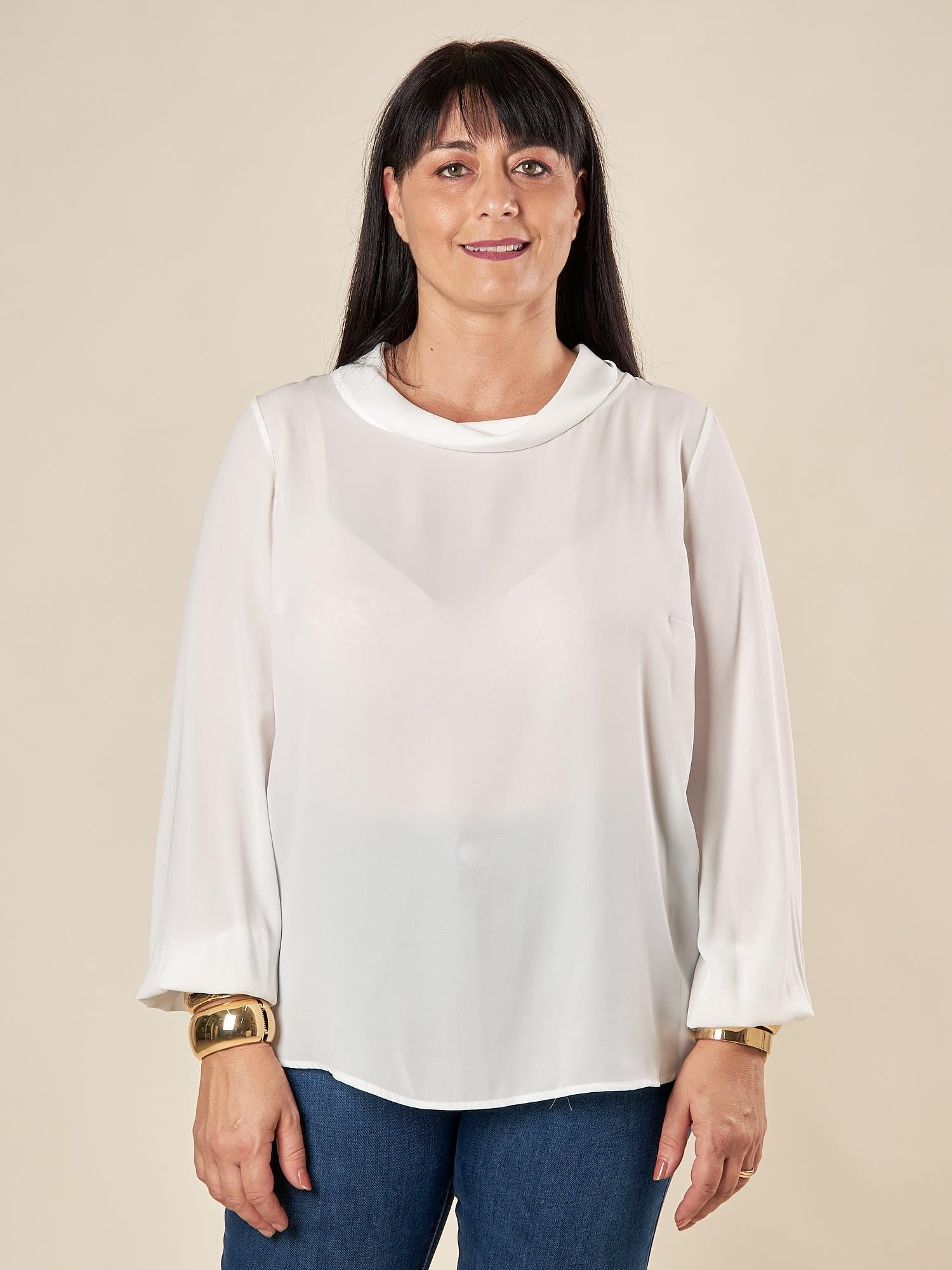 Blusa Donna Curvy Manica Lunga con Scollo a Barca e Risvolto  Vestibilità Svasata ed Elastico sui Polsi. F551YBFKIKI PANNA Lizalù