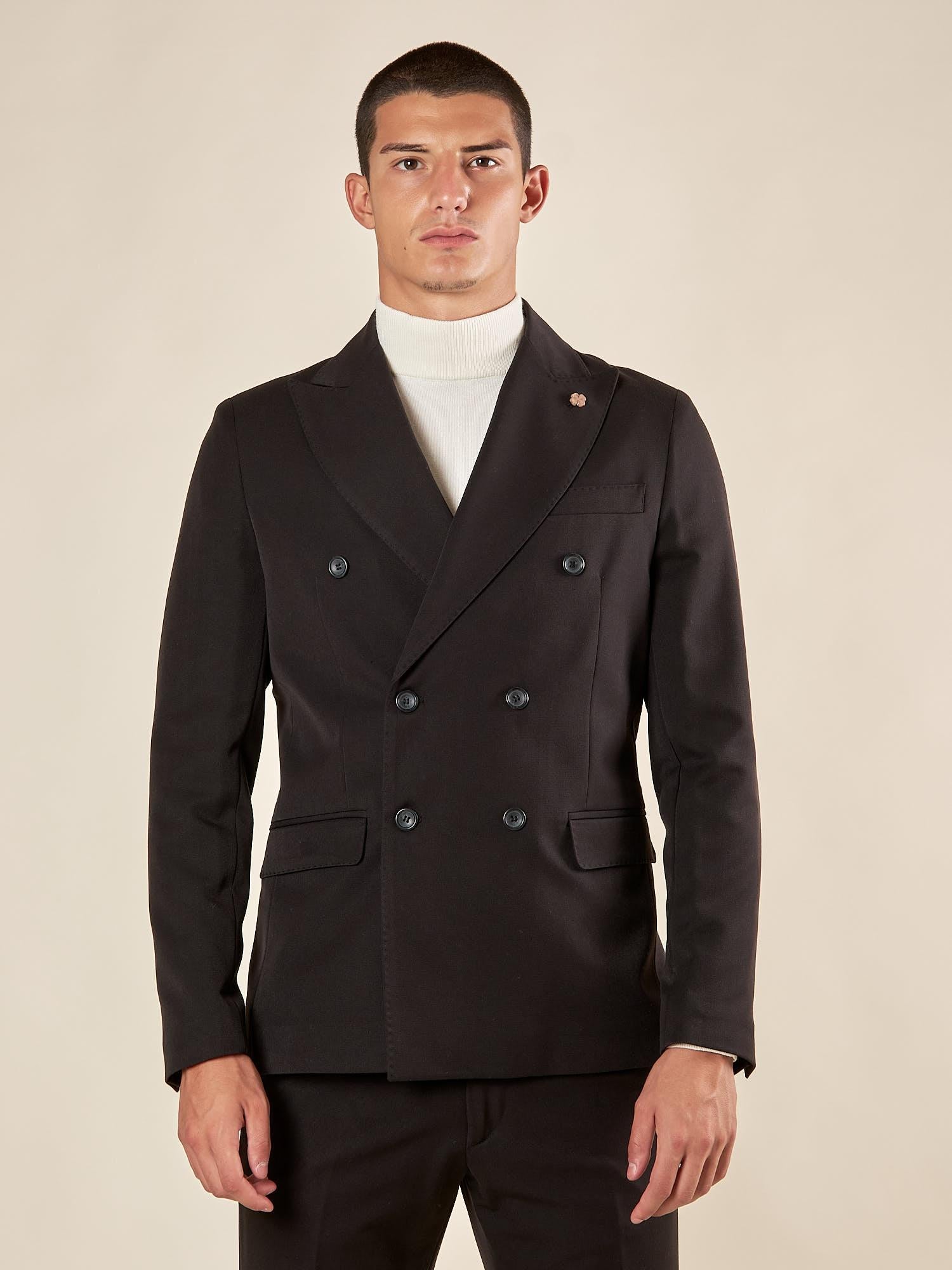 Abito da uomo doppio petto regular fit con tasche con pattina. OC1F2W5A01 NERO OVER-D