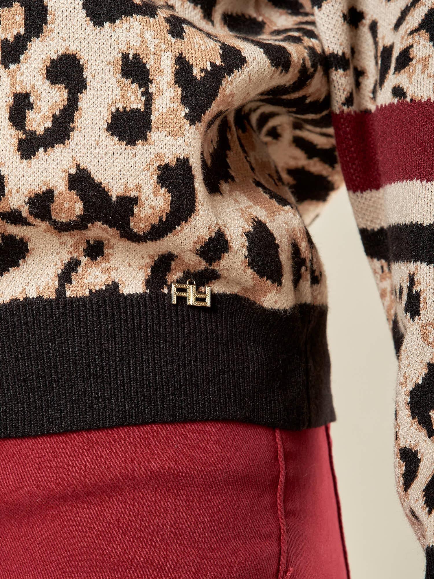 Maglia donna stampa animalier. MA003123 AVO/BORD/NERO ARTIGLI