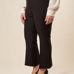 Pantalone Donna Curvy a Zampetta  Tessuto Tecnico con Elastico Posteriore. F646YBFFEDE NERO Lizalù