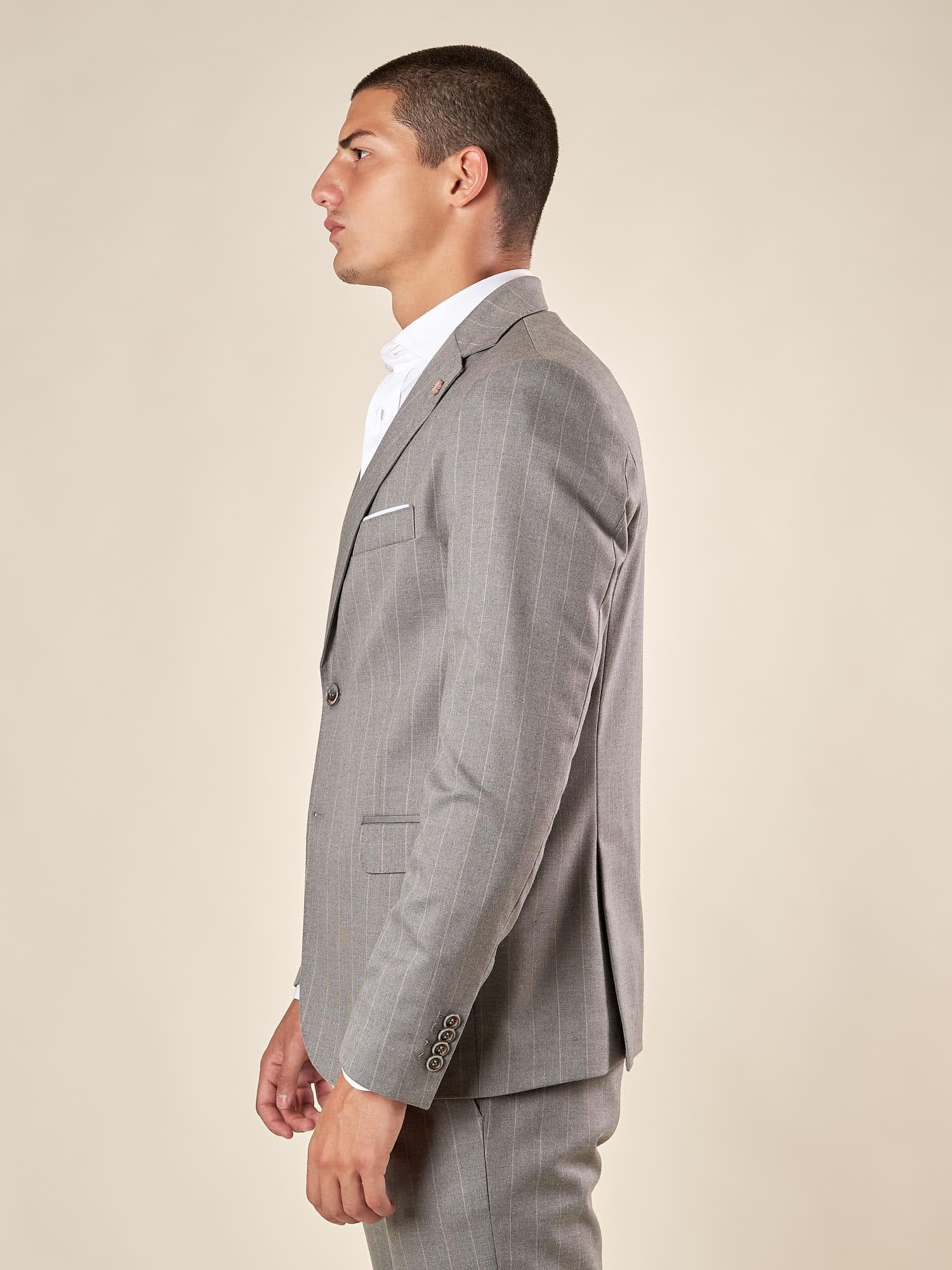 Abito da Uomo Gessato  Giacca Foderata con Pattine e Pantalone con Tasche allAmericana, Vestibilità Regular OC1F2W5A03 GRIGIO OVER-D