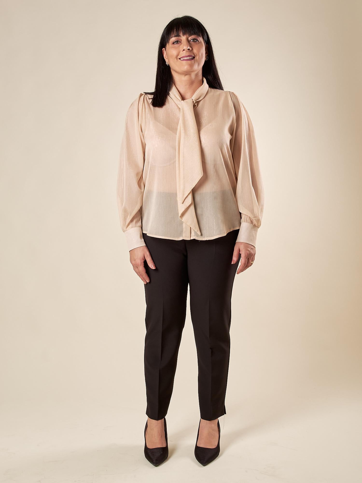 Camicia Donna in tessuto lurex effetto seta con sciarpina al collo. PB8809 BEIGE PATRIZIA BLASIO