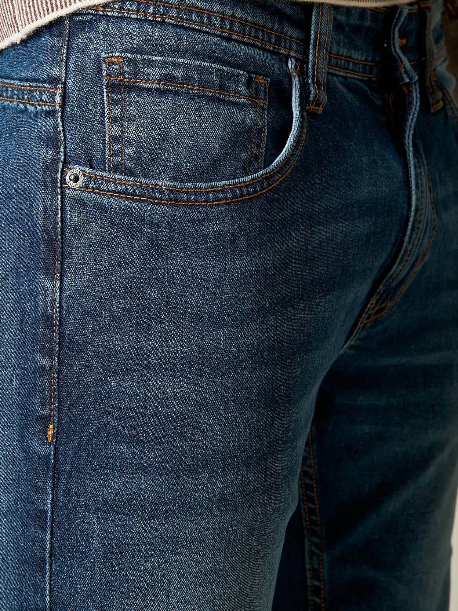 Jeans Uomo 5 Tasche Slim Fit. Stile, Comfort e Versatilità in un Unico Capo M49299 DENIM GUY