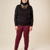 Pantalone Donna Curvy in Punto Milano  Vestibilità a Sigaretta, Tasche a Filetto, Lunghezza alla Caviglia. F708YBFAGGIA AMARONE Lizalù