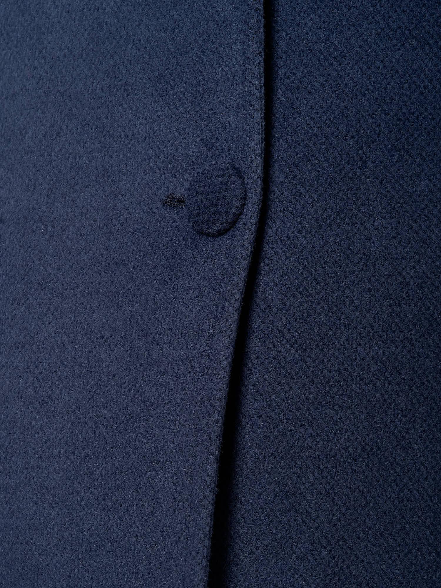 Cappotto donna monopetto. Due bottoni, tasca a pattina e vestibilità affiancata. CP003189 BLU ARTIGLI