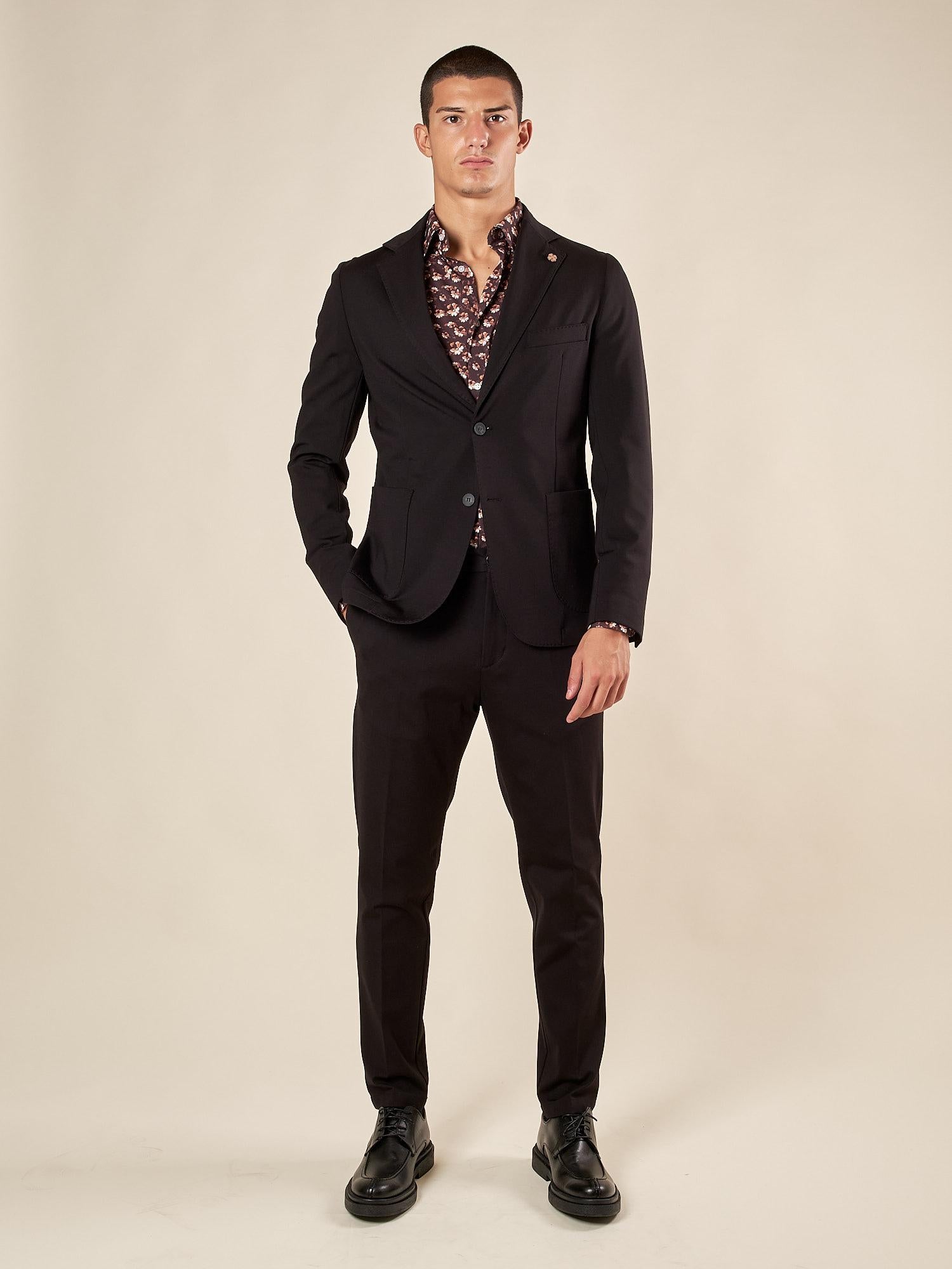 Giacca da Uomo Elegante in Tessuto Punto Milano Due Bottoni, Tasche a Toppa. OE1F2W5G17 NERO OVER-D