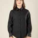 Camicia donna in cotone con pietre sui polsi. Manica lunga, bottoni tono su tono. CA003361 NERO ARTIGLI