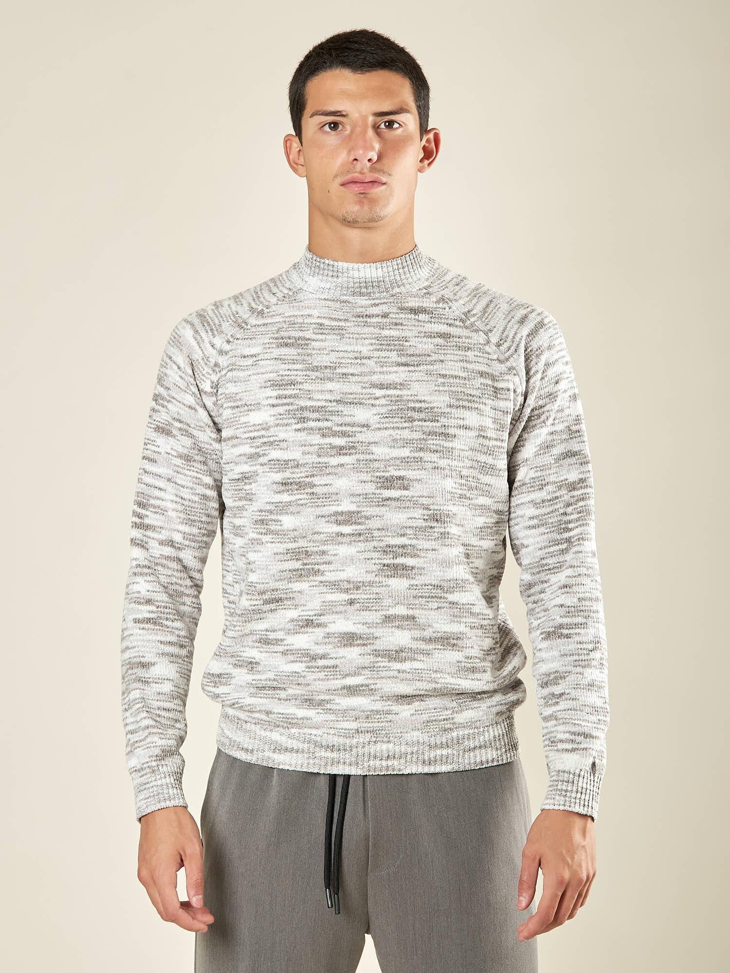 Maglia Uomo Manica Lunga Fantasia in Ciniglia con Girocollo Alto. Comfort e Stile Invernale. OE1F2W5M67 GRIGIO OVER-D