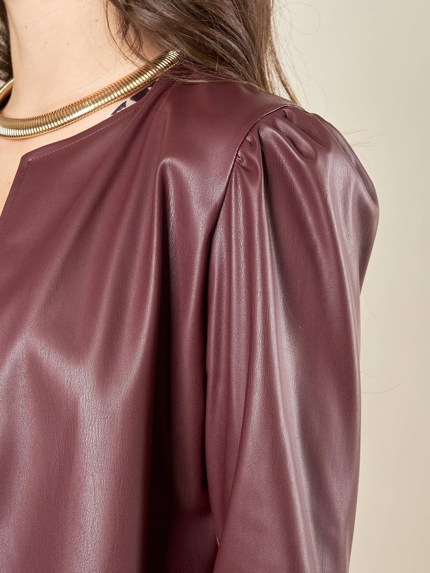 Giacca donna corta in ecopelle. GI003626 BORDEAUX ARTIGLI