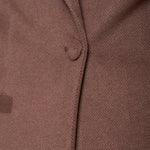 Cappotto donna monopetto ad un bottone. Tasche a filetto, petto a lancia e martingala sul retro. CP003470 CIOCCOLATO ARTIGLI