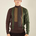 Maglia invernale da uomo in misto viscosa con collo lupetto e righe verticali. Calda, elegante e confortevole, perfetta per look casual o raffinati. MI3174H MORO HAMAKI-HO