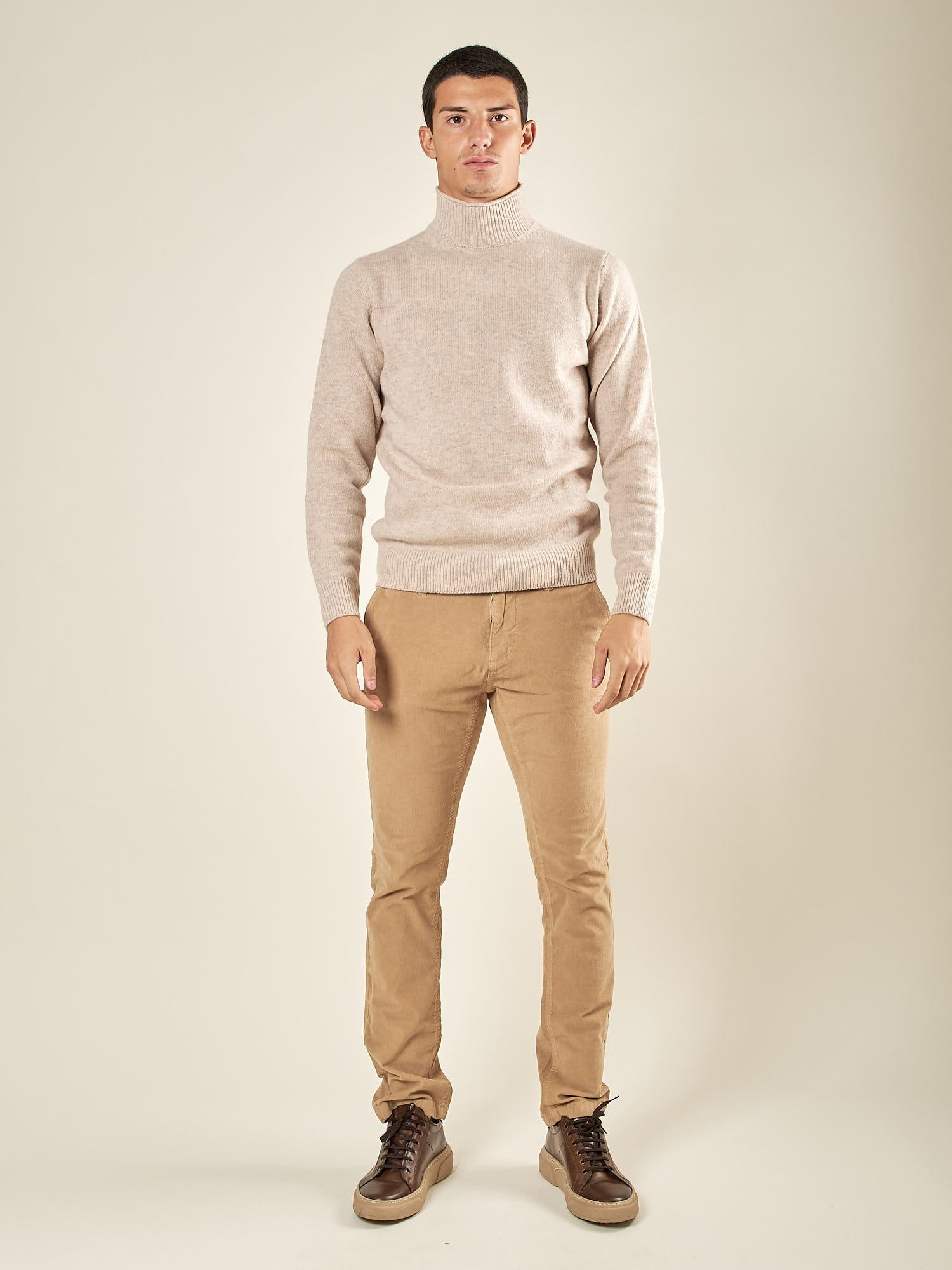 Pantalone Uomo Invernale in Velluto 1000 Righe. Eleganza Classica e Comfort Moderno. M49436 CAMEL GUY