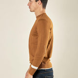 Maglia da uomo girocollo manica lunga in tessuto misto viscosa. Stile moderno e comfort quotidiano. OC1F2W5M85 CAMMELLO OVER-D