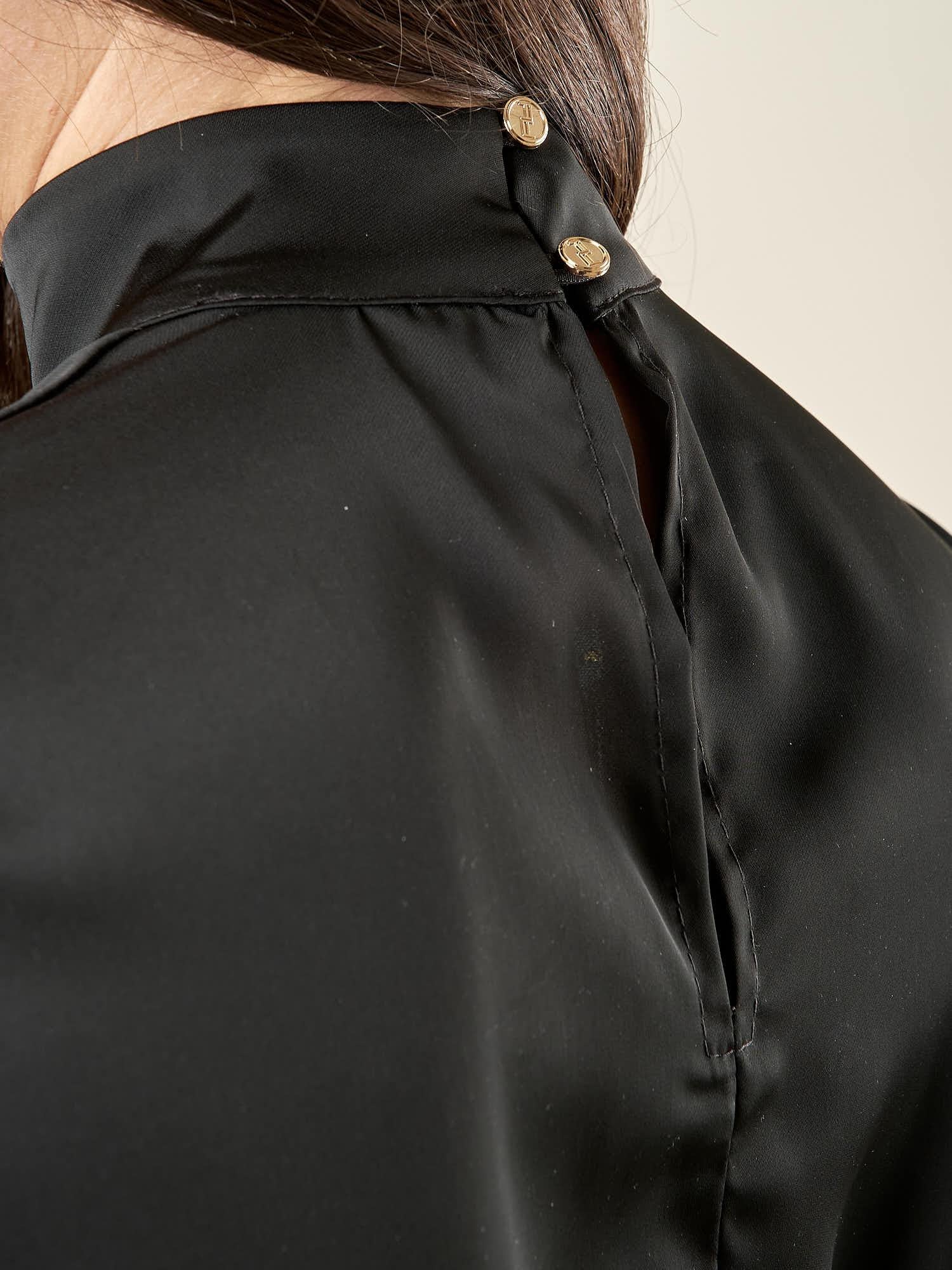 Abito donna corto in raso. Maniche lunghe, effetto portafoglio. AB003442 NERO ARTIGLI