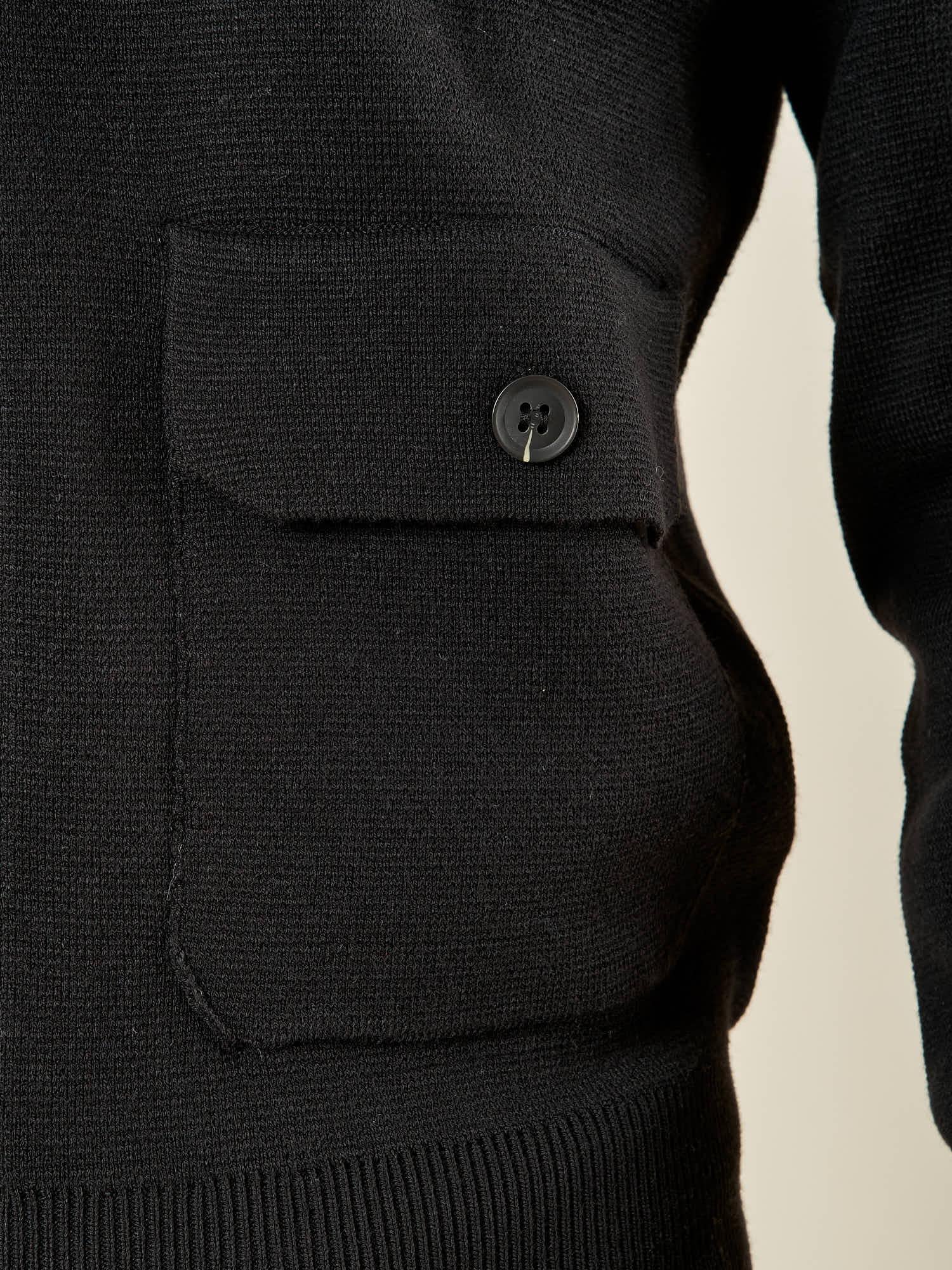 Maglia da Uomo Invernale in Misto Lana con Zip e Tasche con Pattine. Calda, Elegante e Funzionale. CON4061225 BLACK CONSENSO
