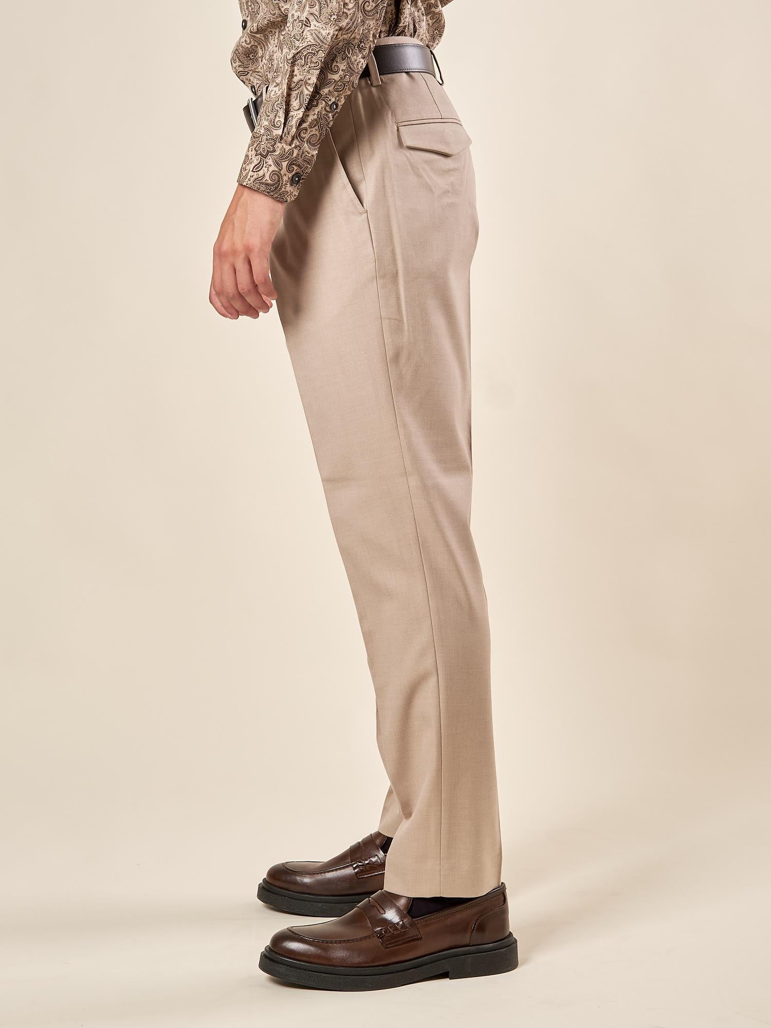 Pantalone da Uomo con Pence  Vestibilità Regular, Tasche allAmericana e Pattine Posteriori. PSI1802H BEIGE HAMAKI-HO