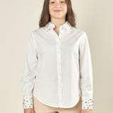 Camicia donna in cotone con pietre sui polsi. Manica lunga, bottoni tono su tono. CA003361 PANNA ARTIGLI