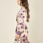 Abito donna corto in fantasia. Maniche lunghe, girocollo ed elastico in vita. AB003305 AVORIO/TROPEA ARTIGLI