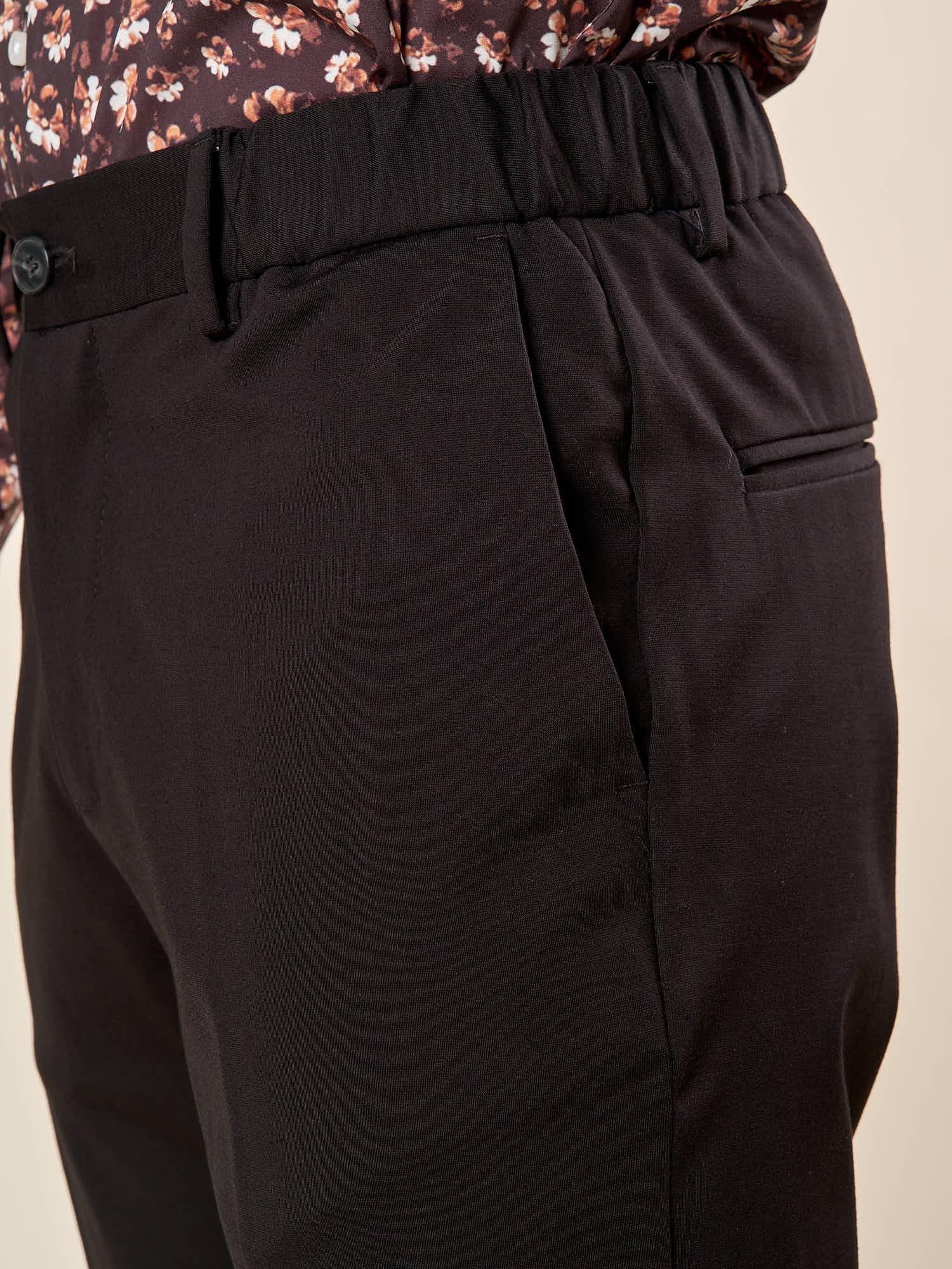 Pantalone da Uomo in Punto Milano Tasche allAmericana Passacinta ed Elastico Dietro per Comfort e Stile. OE1F2W5P26 NERO OVER-D