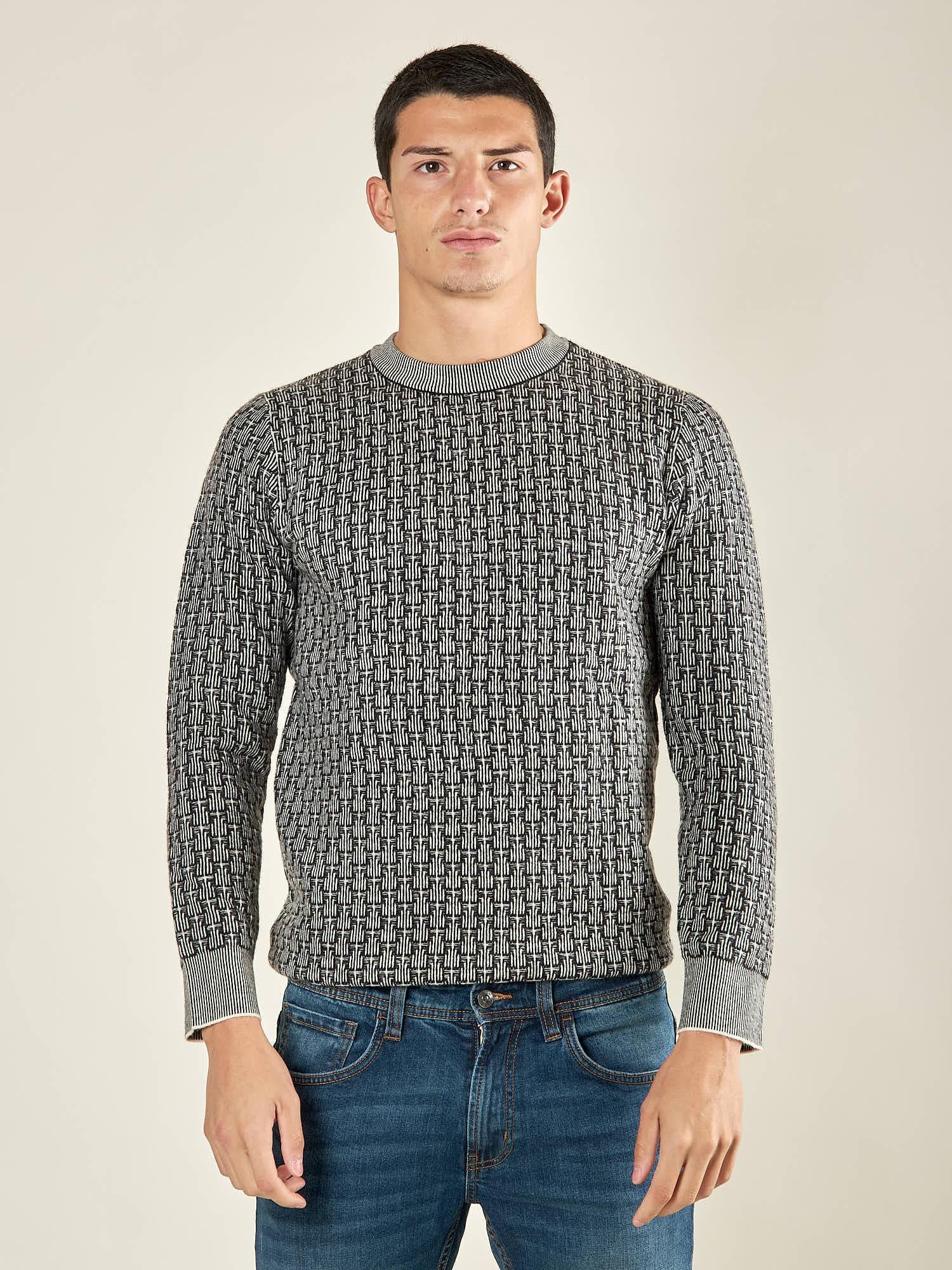 Maglia Uomo Manica Lunga Girocollo Strutturata. Comfort e Stile per Ogni Occasione OE1F2W5M69 NERO OVER-D 
