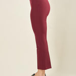 Pantalone donna in tessuto tecnico a zampetta. Vita regolare, zip laterale invisibile. PA003492 BORDEAUX ARTIGLI 