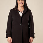 Cappotto Donna Curvy in Doppio Crepe con Collo alla Coreana  Eleganza Essenziale e Vestibilità Perfetta. F646YBFFAUSTINA NERO Lizalù 