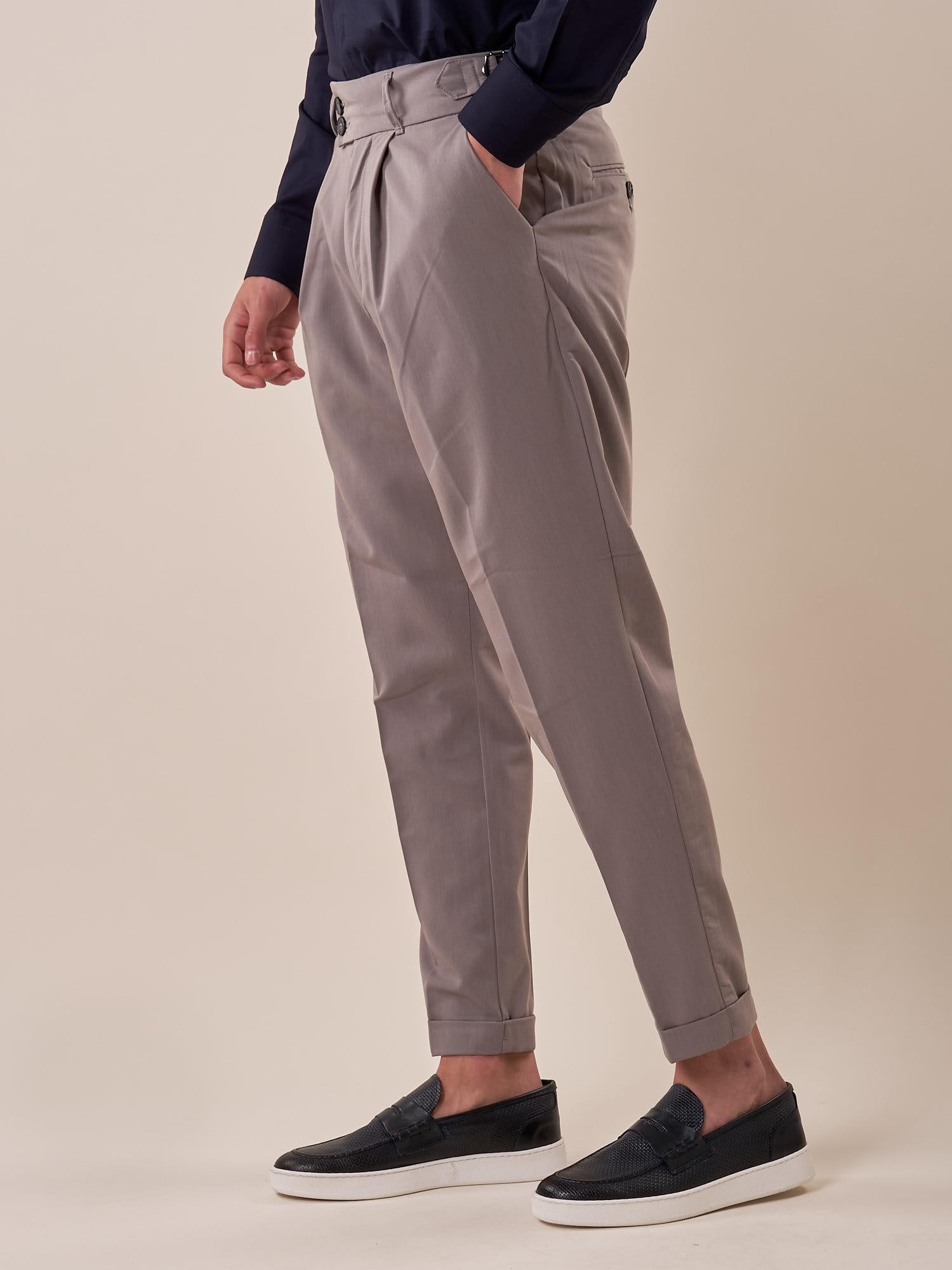Pantalone doppio bottone tasca america con fibbie laterali uomo. GPE511 GRIGIO BLACKSUNDAY 