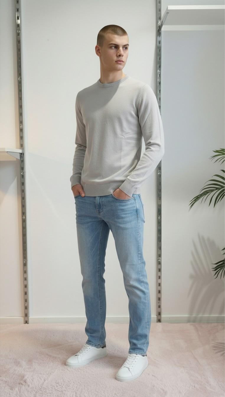 Maglia Uomo 100% Cotone a Manica Lunga  Comfort Naturale e Stile Versatile CON3700900 ASH GREY CONSENSO Uomo 