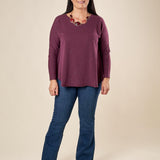 Maglia Donna Curvy in Viscosa  Scollo a V, Manica Raglan e Micro Paillettes Tono su Tono. F768YBFAZ23804 BURGUNDY Lizalù 