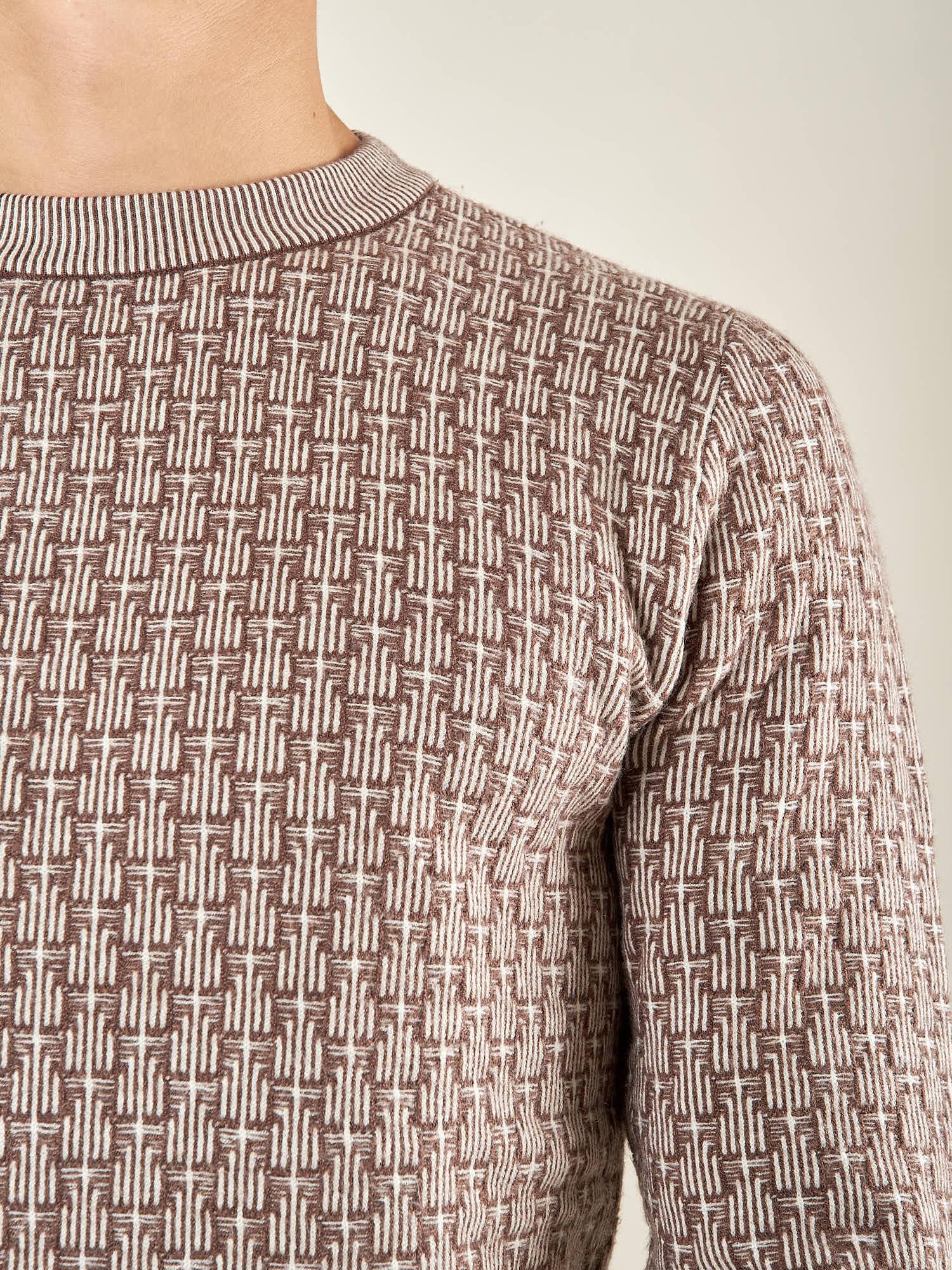 Maglia Uomo Manica Lunga Girocollo Strutturata. Comfort e Stile per Ogni Occasione OE1F2W5M69 CAFFE OVER-D 
