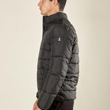 Giubbino Uomo Trapuntato. Protezione, Stile e Comfort per lInverno. DM8581 NERO DATCH 