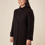 Cappotto Donna Curvy in Doppio Crepe con Collo alla Coreana  Eleganza Essenziale e Vestibilità Perfetta. F646YBFFAUSTINA NERO Lizalù 