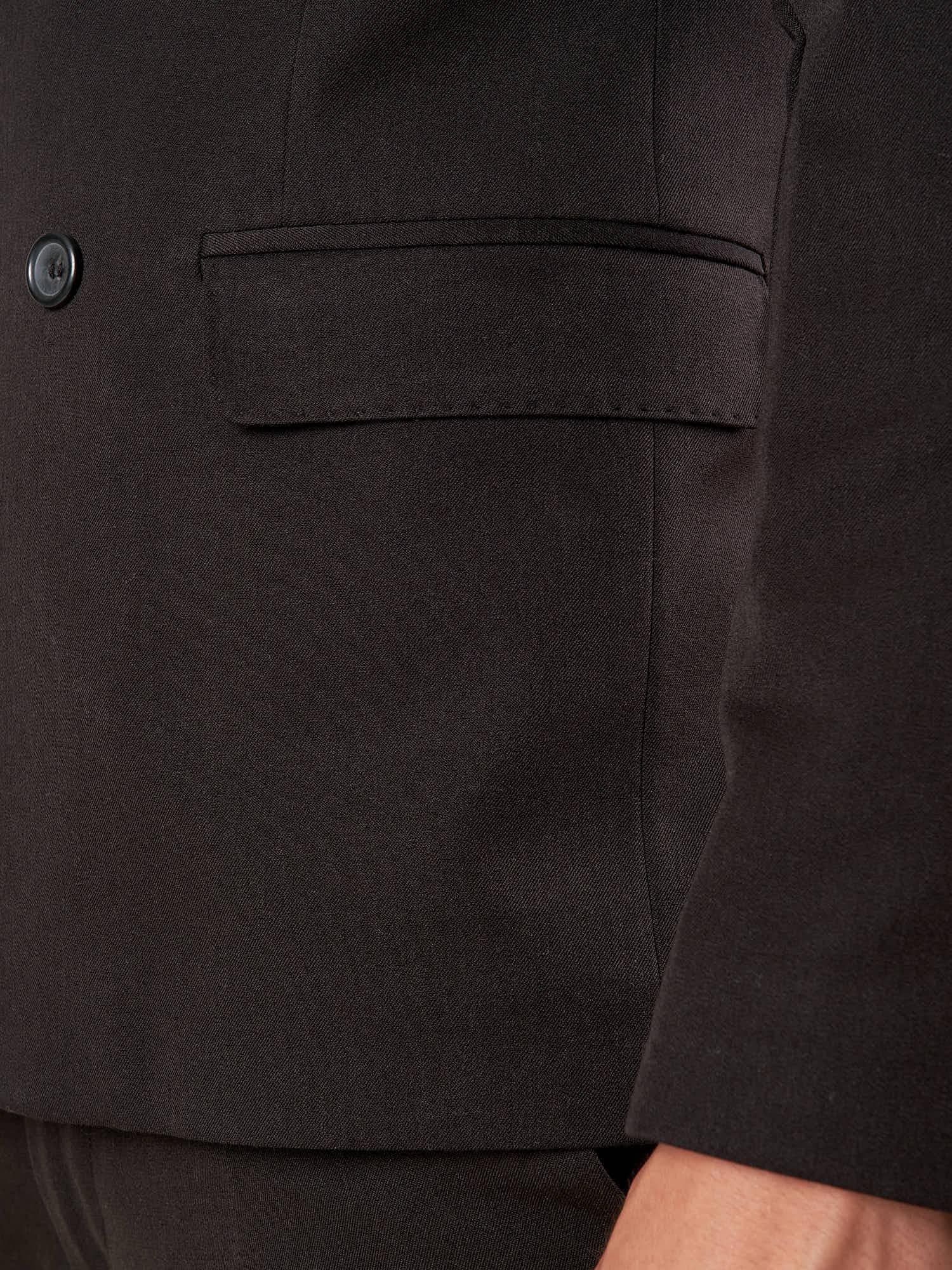 Abito da uomo doppio petto regular fit con tasche con pattina. OC1F2W5A01 NERO OVER-D 