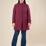 Cappotto Donna Curvy in Doppio Crepe con Collo alla Coreana  Eleganza Essenziale e Vestibilità Perfetta. F646YBFFAUSTINA AMARONE Lizalù 