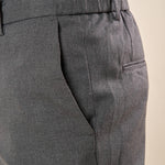 Pantalone da Uomo Regular Fit con Laccetto Tasche allAmericana, Passacinta ed Elastico Posteriore. PSI1803H GRIGIO HAMAKI-HO 