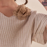 Maglia Donna a righe con maniche corte e bottoni decorativi e spilla. PG357M/EC BEIGE EXTASY 