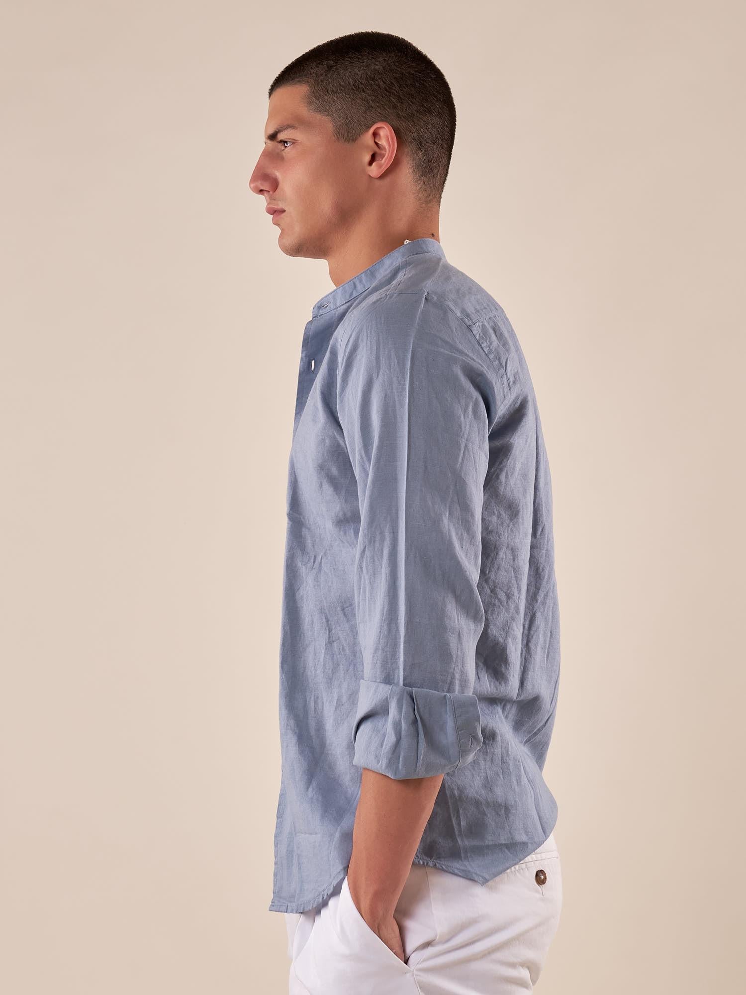 Camicia da uomo in lino e cotone a manica lunga con collo alla coreana. M49069 CIELO GUY 