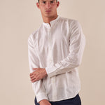 Camicia da uomo in lino e cotone a manica lunga con collo alla coreana. M49069 BIANCO GUY 