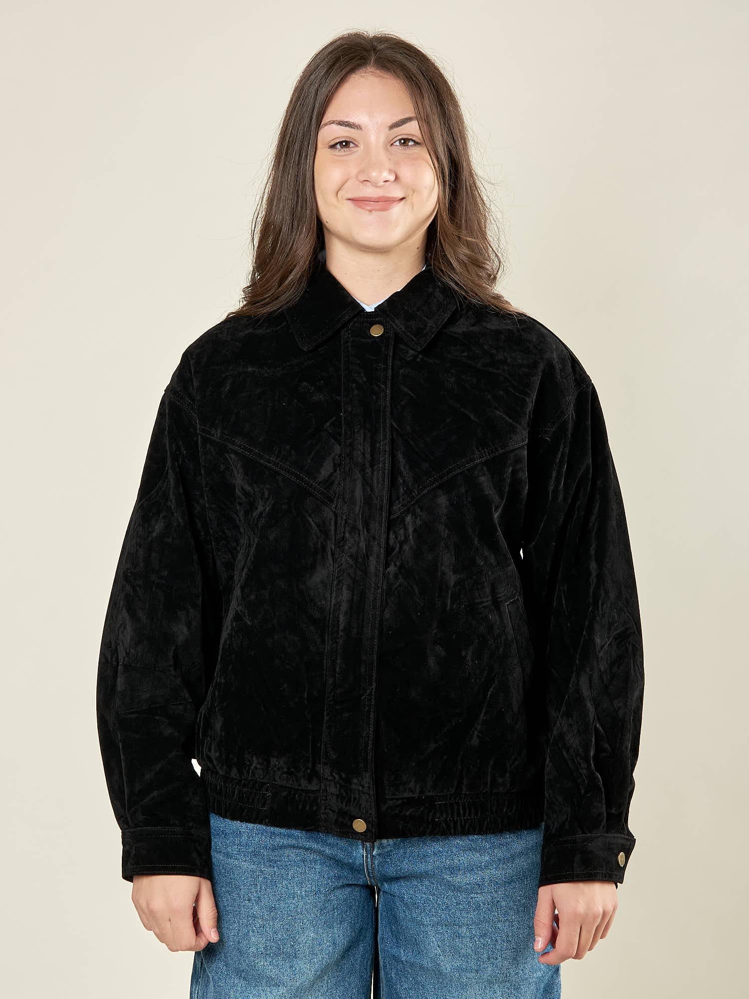 Bomber donna effetto scamosciato. Zip frontale, tasche a filetto e collo a camicia. HM2513 NERO FORGET-ME-NOT 