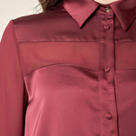 Camicia donna in georgette con inserti in raso. Bottoncini e polsini in raso. CA003056 BORDEAUX ARTIGLI 