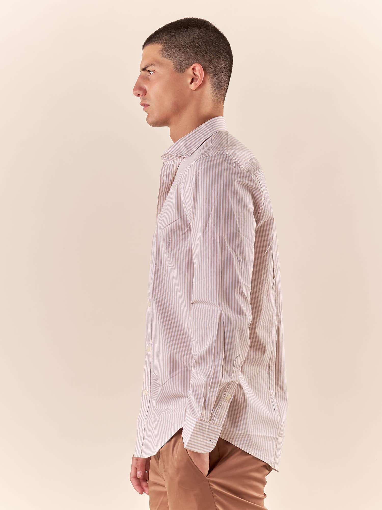 Camicia da uomo a righe in cotone elasticizzato manica lunga vestibilità regular con riprese sul retro. CE1270H BEIGE HAMAKI-HO 