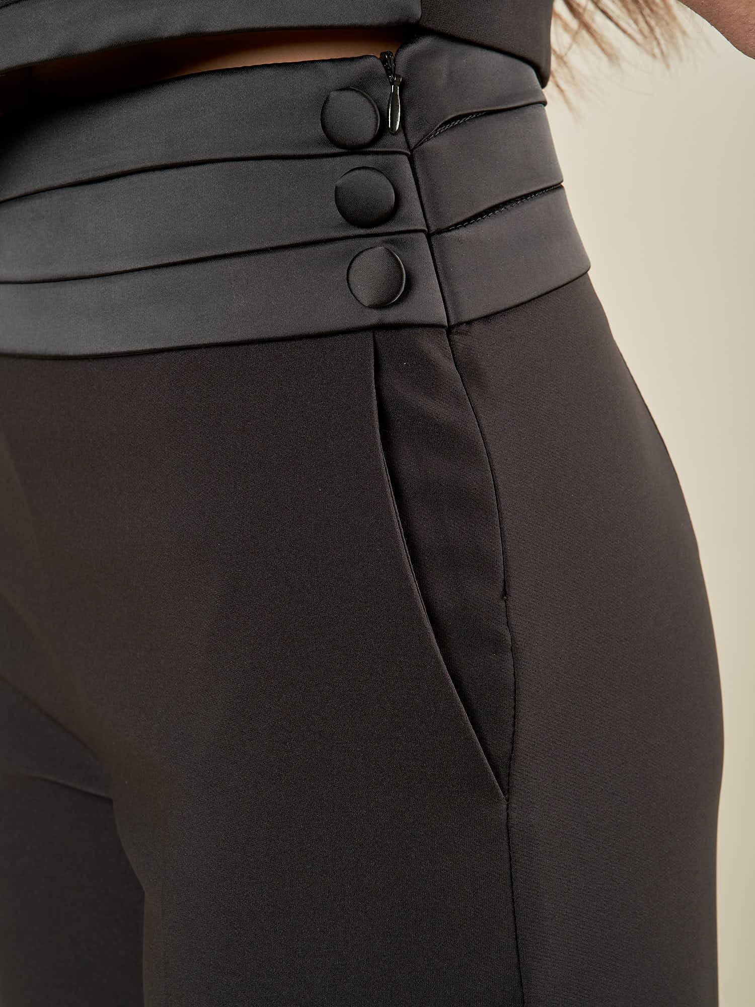 Pantalone donna a palazzo in stile smoking con bustino in raso. Bottoncini tono su tono e tasche a uomo. PA003048 NERO ARTIGLI 