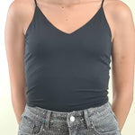 Top Donna a Spallina Stretta Corto Effetto Second Skin. V7333B NERO VINCE OTTO 