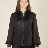 Camicia donna in voile con dettagli in raso e pizzo. Eleganza romantica e stile raffinato. CA003137 NERO ARTIGLI 
