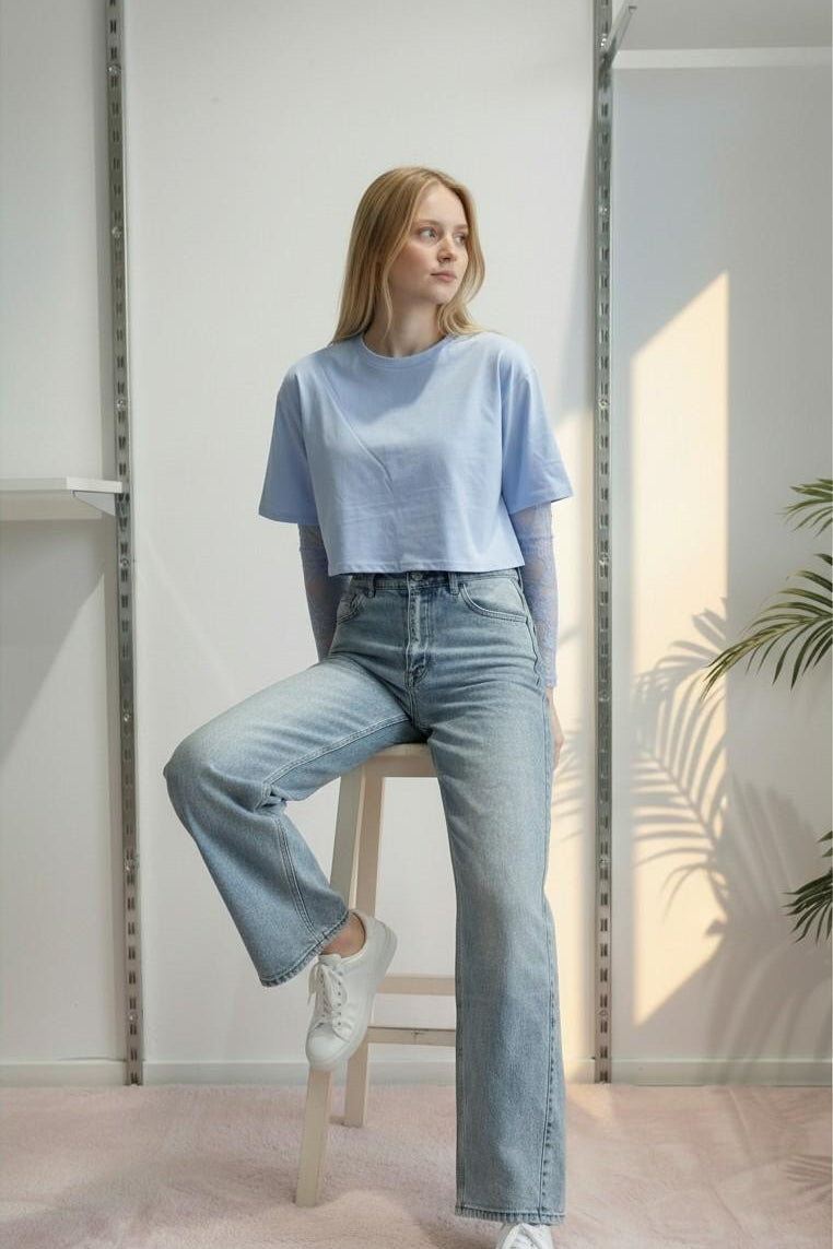 T-shirt Donna Manica Corta Ampia con Body in Pizzo a Manica Lunga 76372 AZZURRO VINCE OTTO 