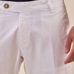 Pantalone Uomo Capri Slim in Cotone Elasticizzato con Tasche allAmericana GPE500 BIANCO BLACKSUNDAY 
